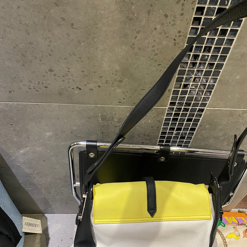 Bag - Picture 3 of 3